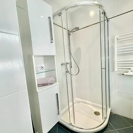 Happy Near Airport With Free Parking * Schwechat